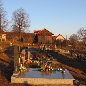 Cintorín Močiar