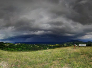 17.6.2020 - Búrka nad Sitnom