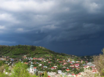 Búrka nad Banskou Štiavnicou 22.4.2025